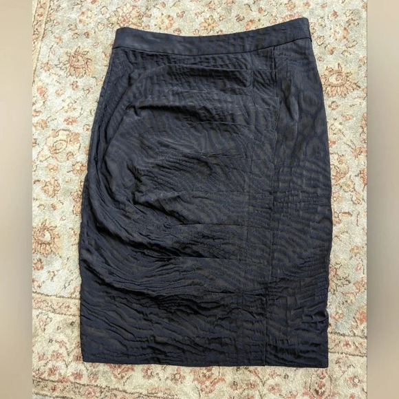 Moving Sale! 💘 Diane von Furstenberg black pleated Hania Skirt - Picture 2 of 5